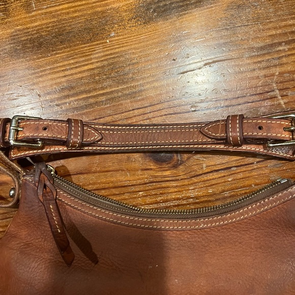 Vintage Dooney and Bourke - Picture 4 of 9